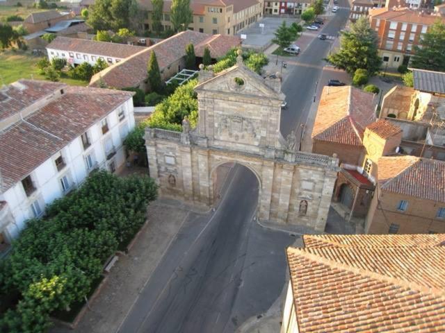 Los Balcones Del Camino Саагун Номер фото